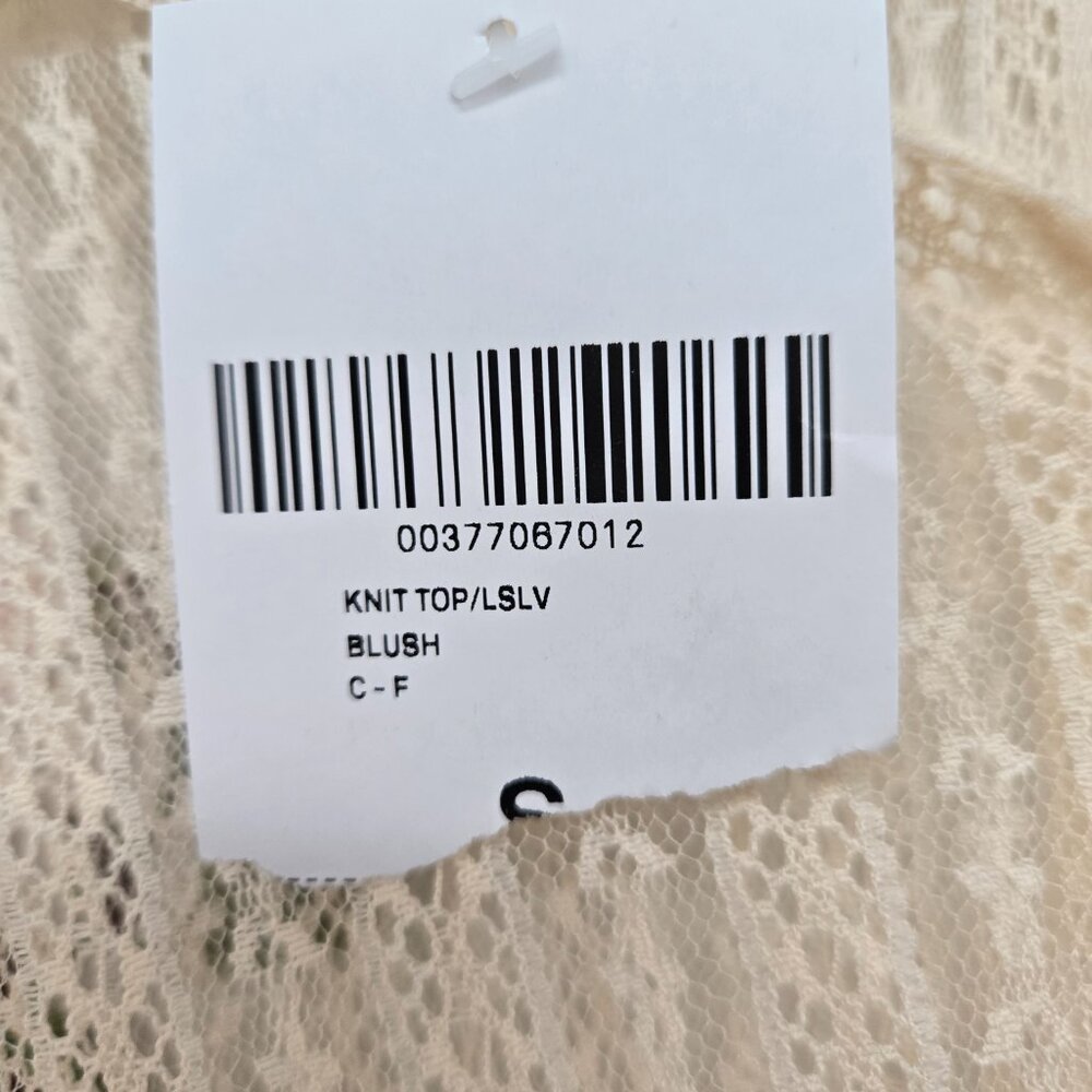 Forever 21* Vintage-Inspired Ruffled Trim Sheer Lace Top* Size: S - Picture 5 of 6